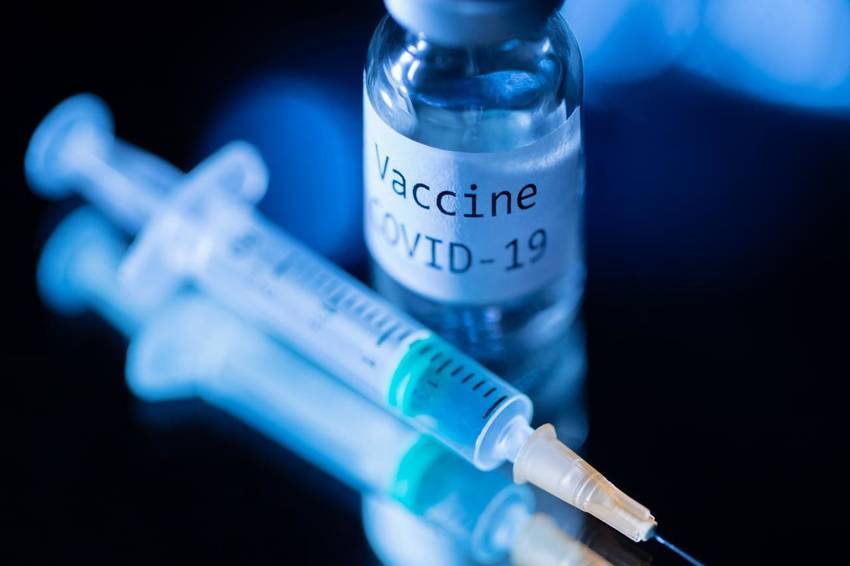 Who gets the fourth dose of Covid-19 vaccine?
